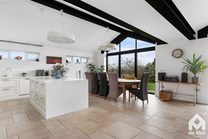 Photo 30- click for photo gallery